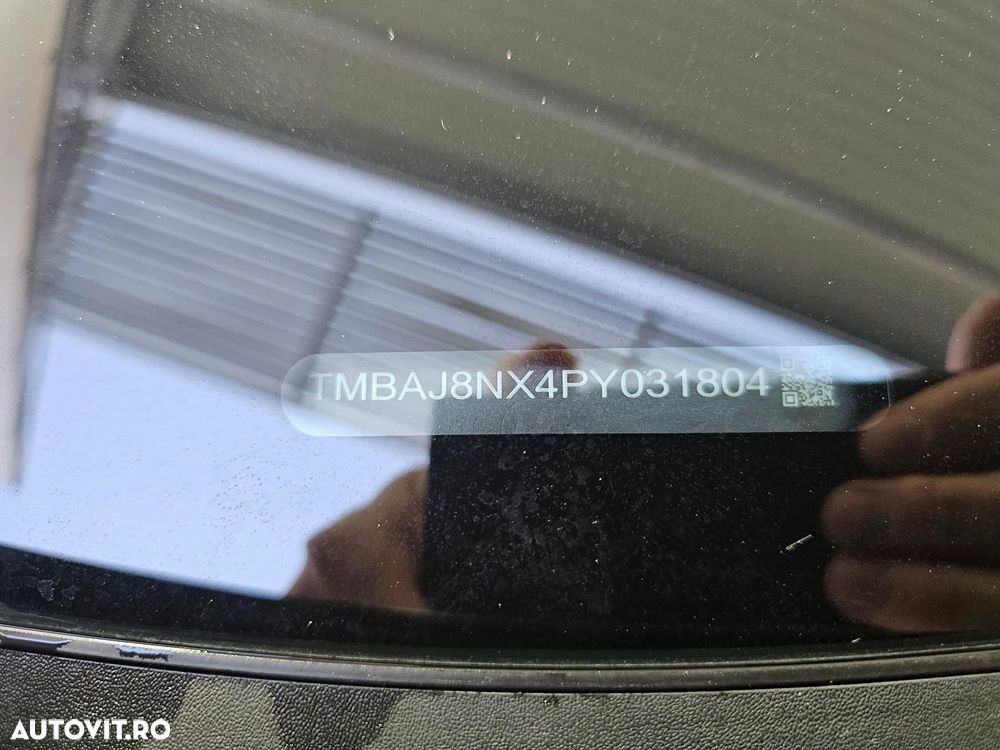 Skoda Octavia 2.0 TDI DSG Ambition - 27