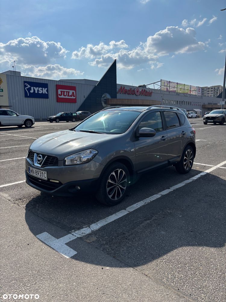 Nissan Qashqai - 1