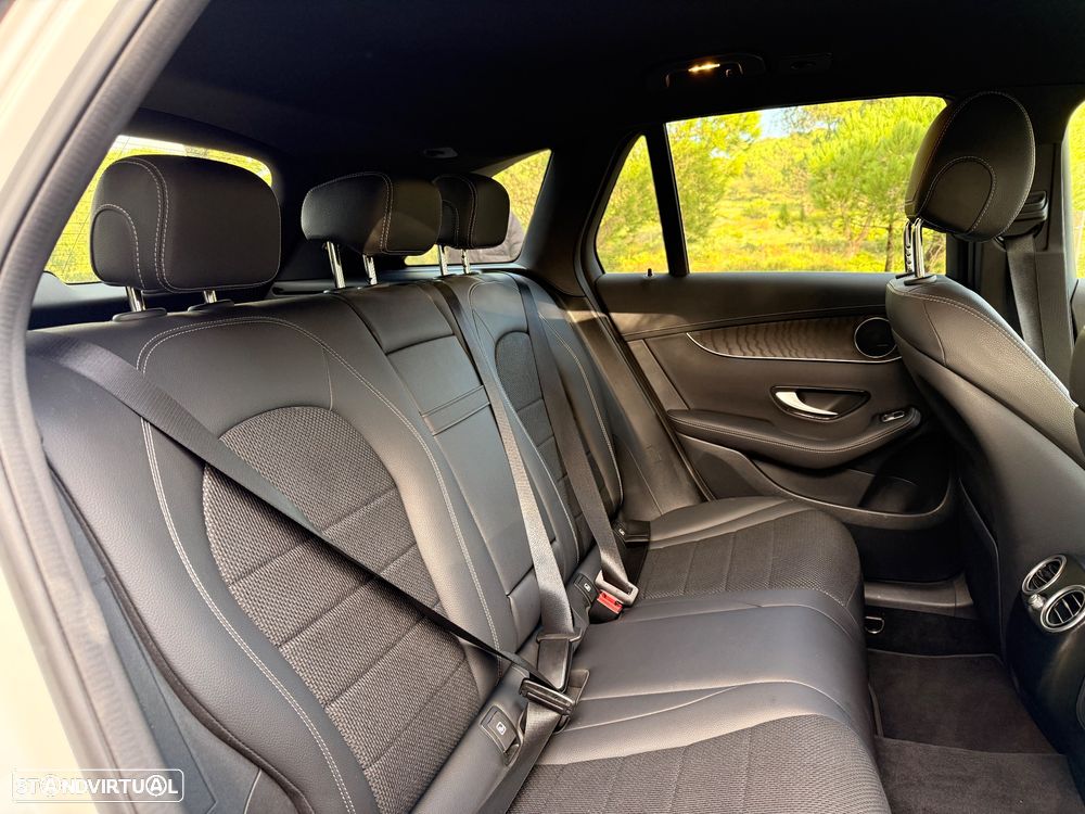 Mercedes-Benz GLC 300 de 4Matic - 17