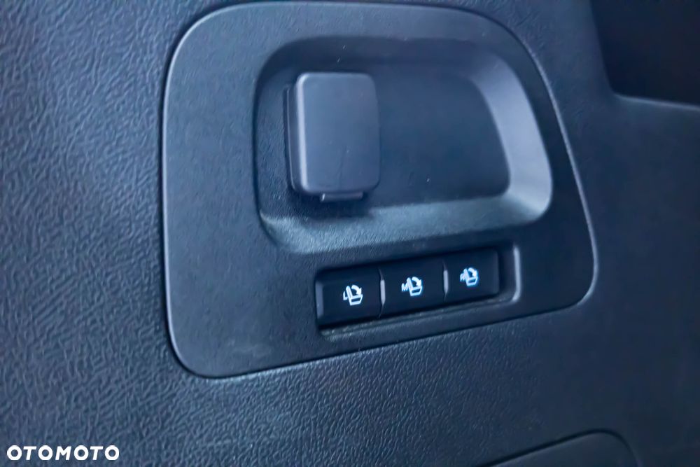 Ford S-Max 2.5 Duratec FHEV ST-LINE - 40