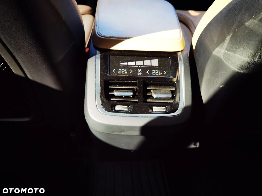 Volvo XC 90 T6 AWD Geartronic Inscription - 17