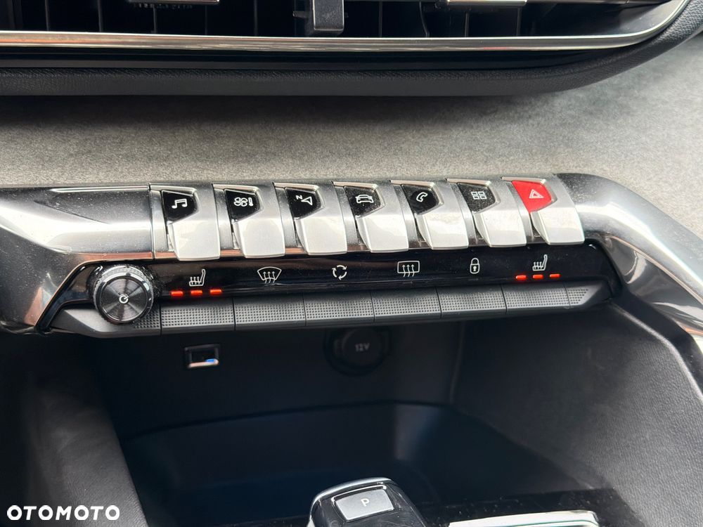 Peugeot 5008 1.6 PureTech GT Line S&S EAT8 - 8