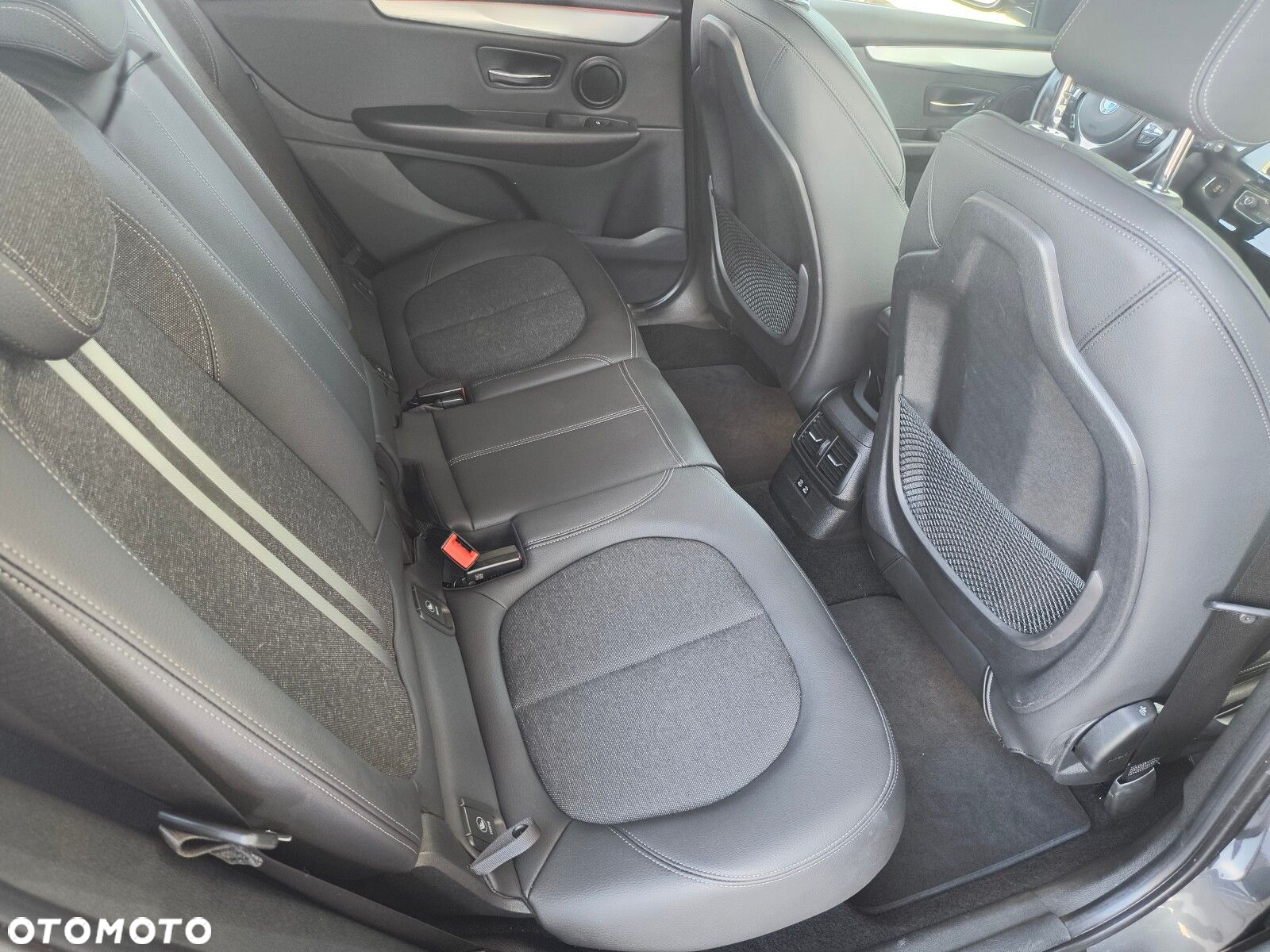 BMW Seria 2 218i M Sport - 33