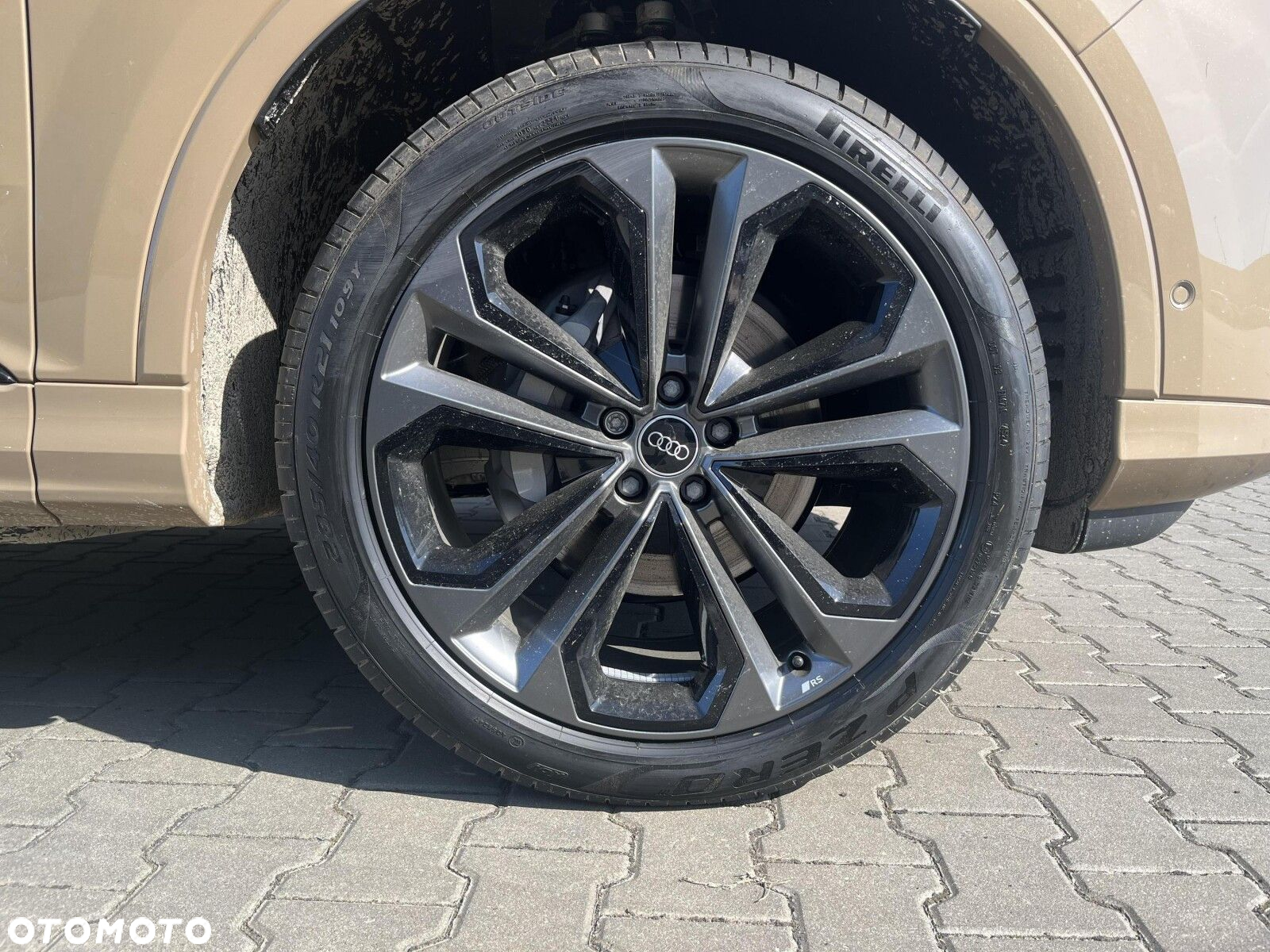 Audi Q7 - 10