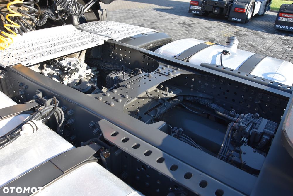 Mercedes-Benz ACTROS L / MP5 / 1845 / 2022 / BIGSPACE / VIRTUAL COCPIT / NAVI / SERWISOWANY W ASO MB / SALON PL - 25