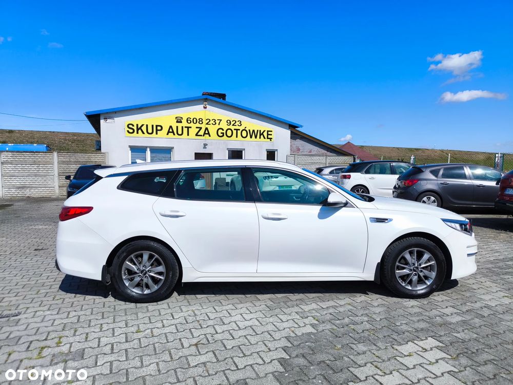 Kia Optima 2.0 M - 6
