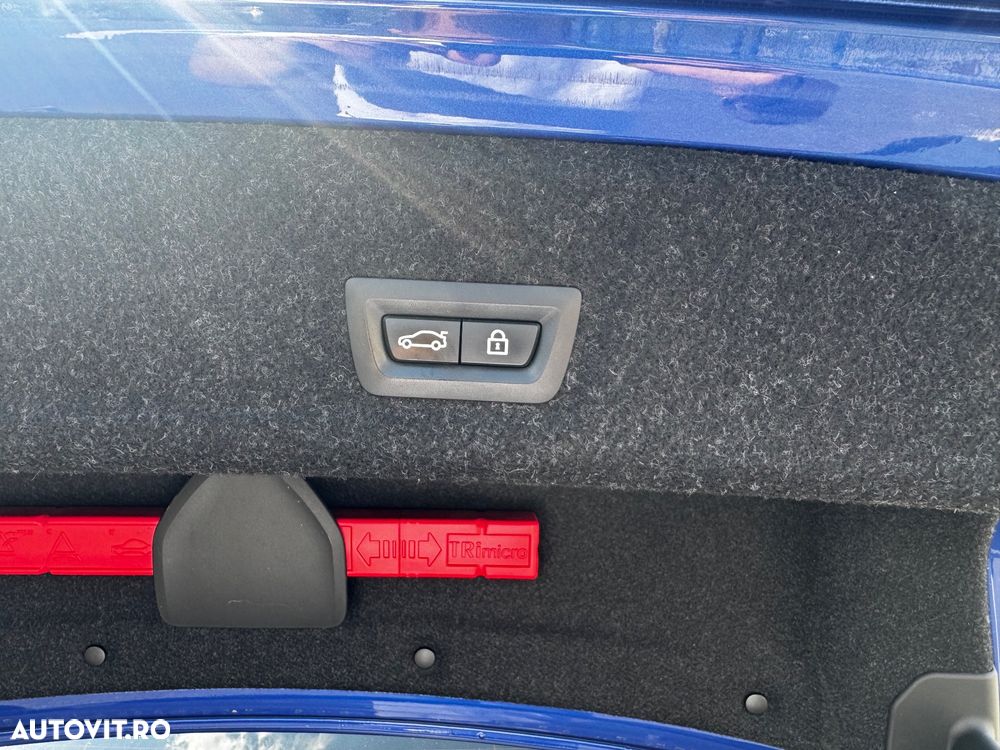 BMW Seria 3 320d xDrive AT M Sport - 11