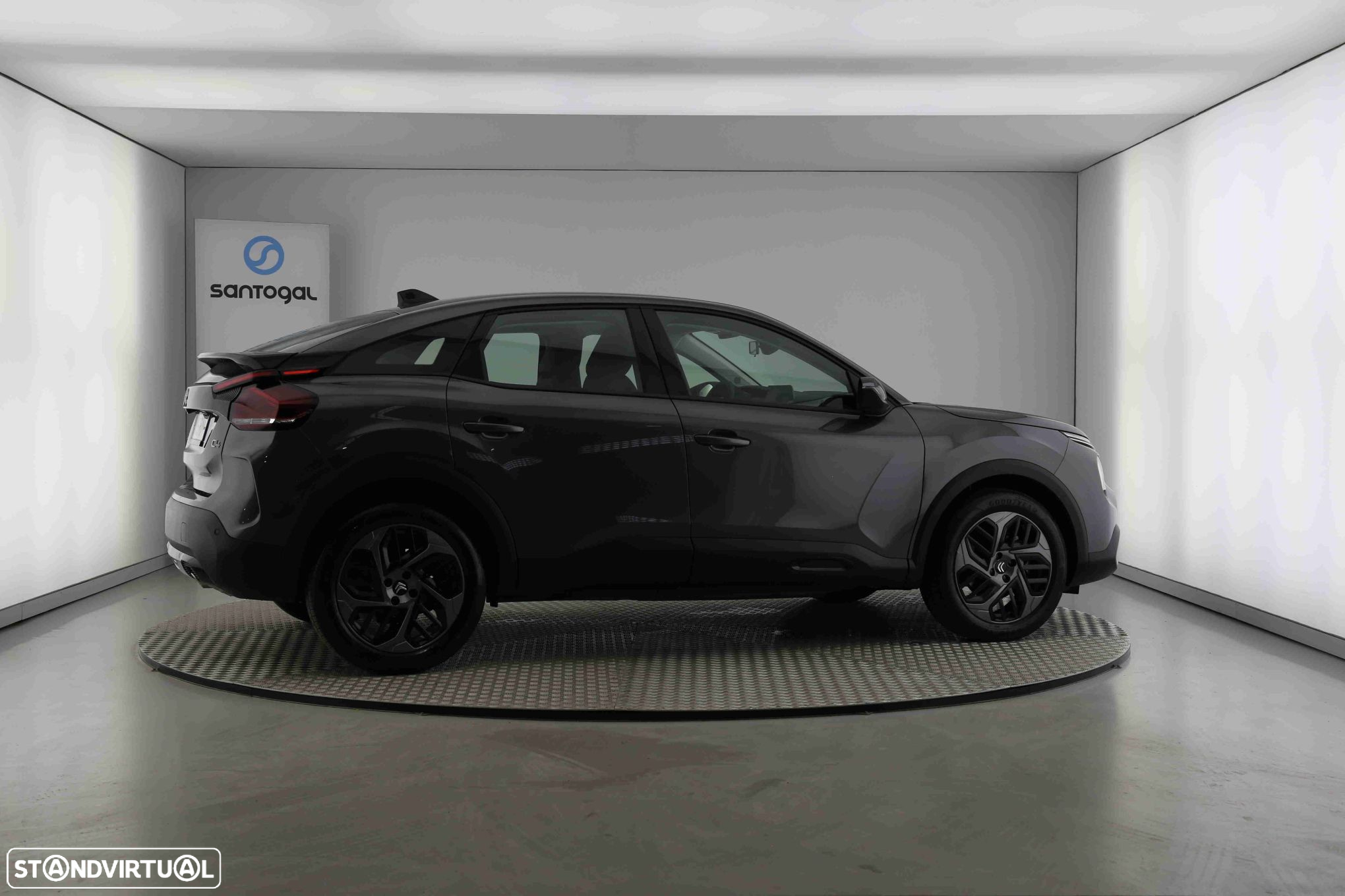 Citroën C4 1.2 PureTech Plus - 3
