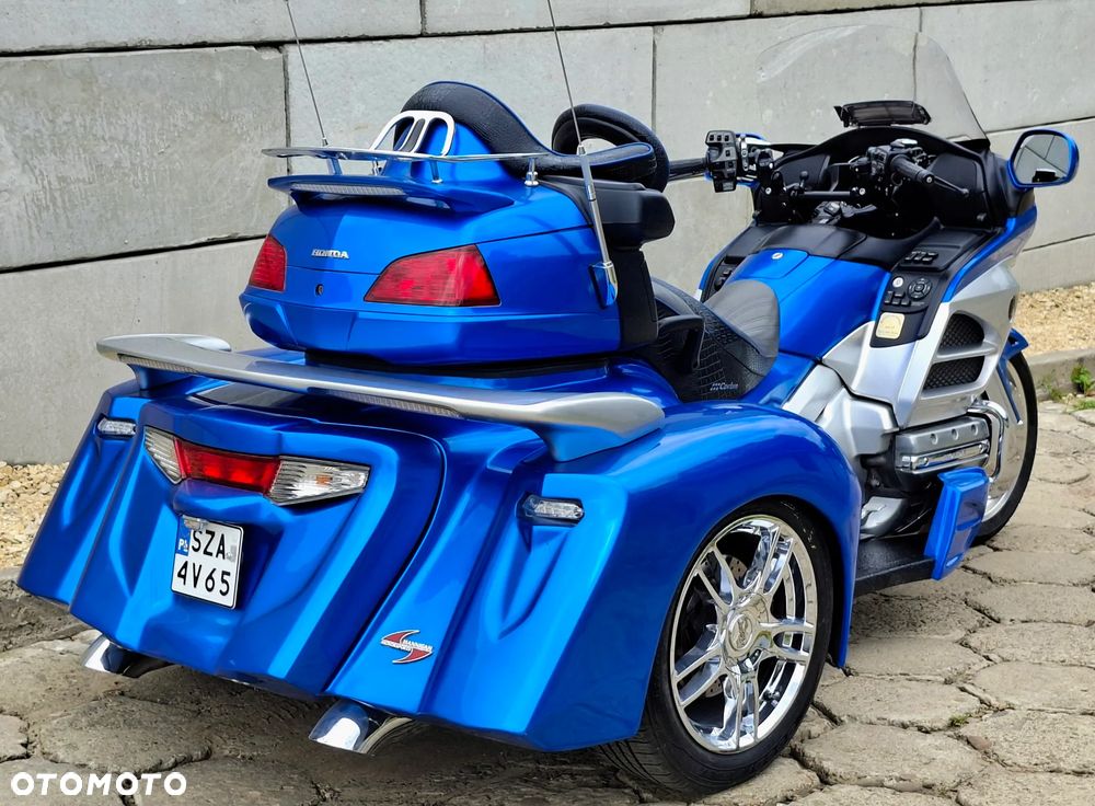 Honda GL - 6