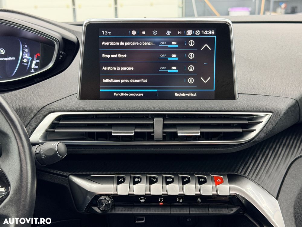 Peugeot 3008 1.2 PureTech Turbo S&S EAT6 Allure - 31