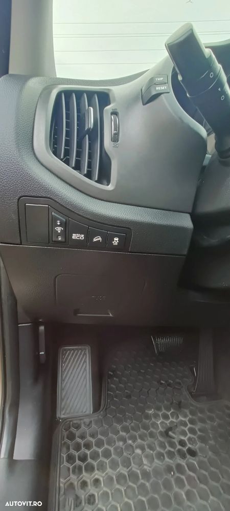Kia Sportage - 11
