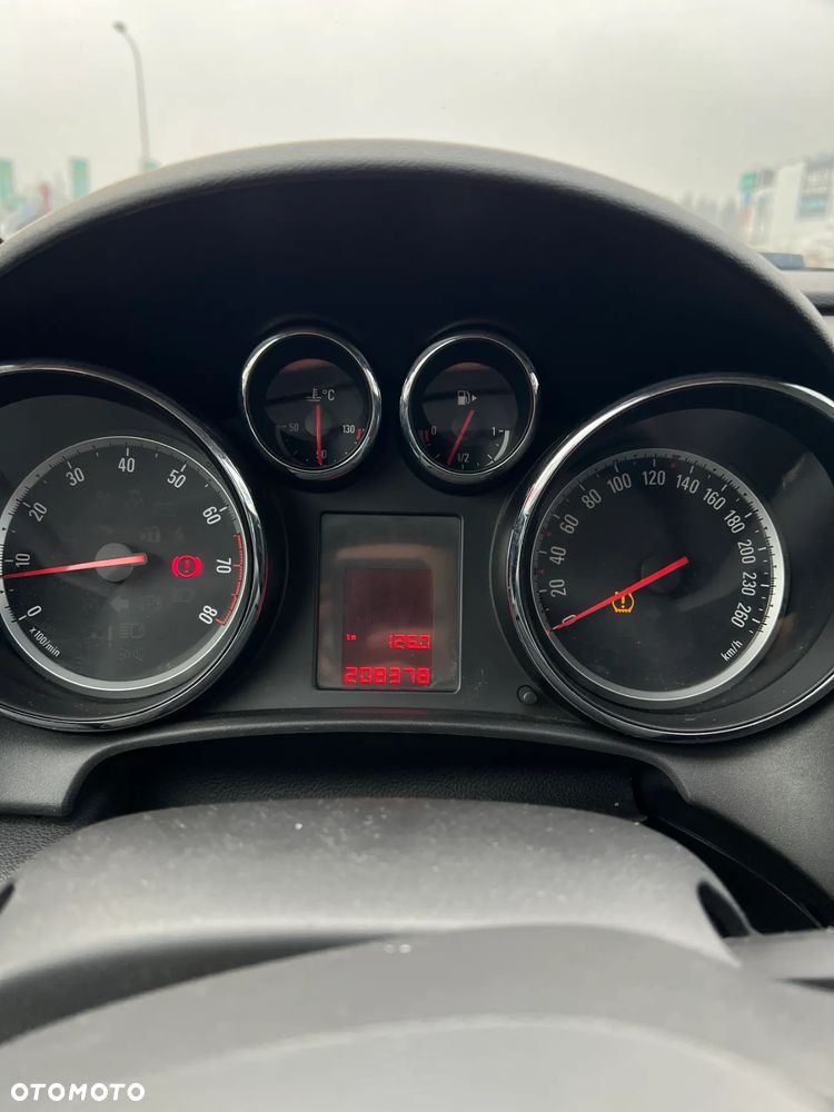 Opel Astra 1.6 Sport - 19