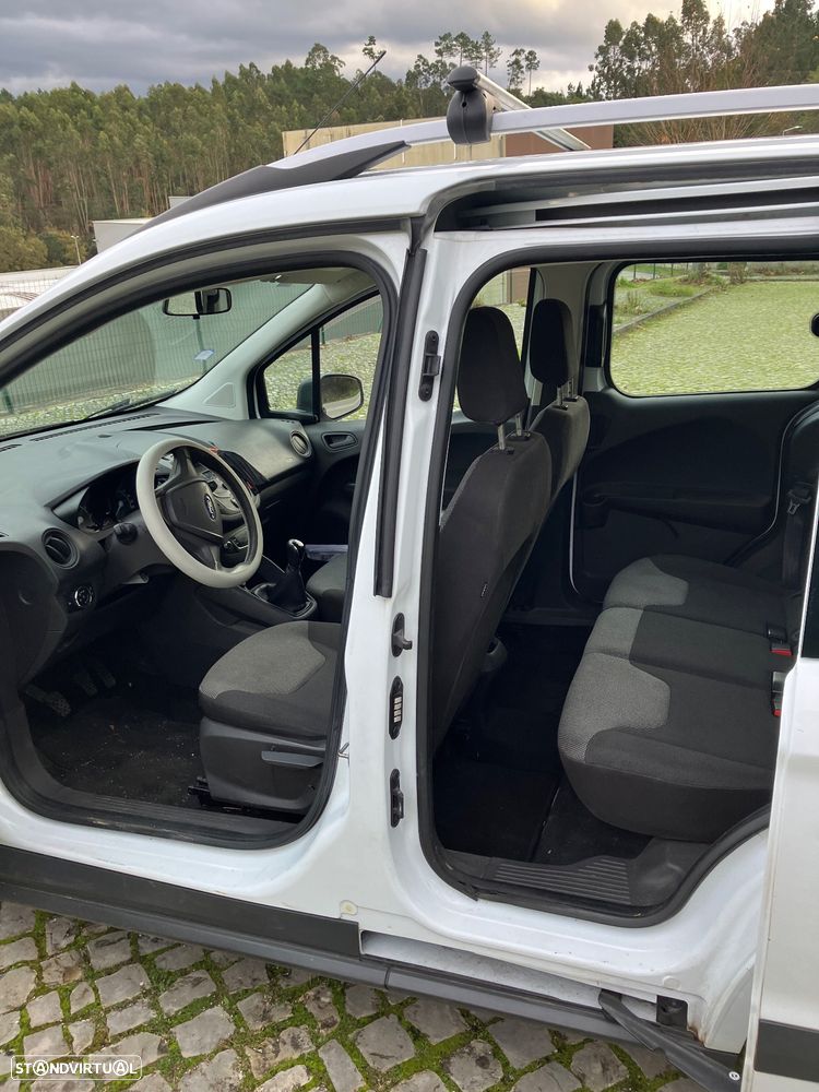 Ford Tourneo Courier 1.0 EcoBoost Ambiente - 19