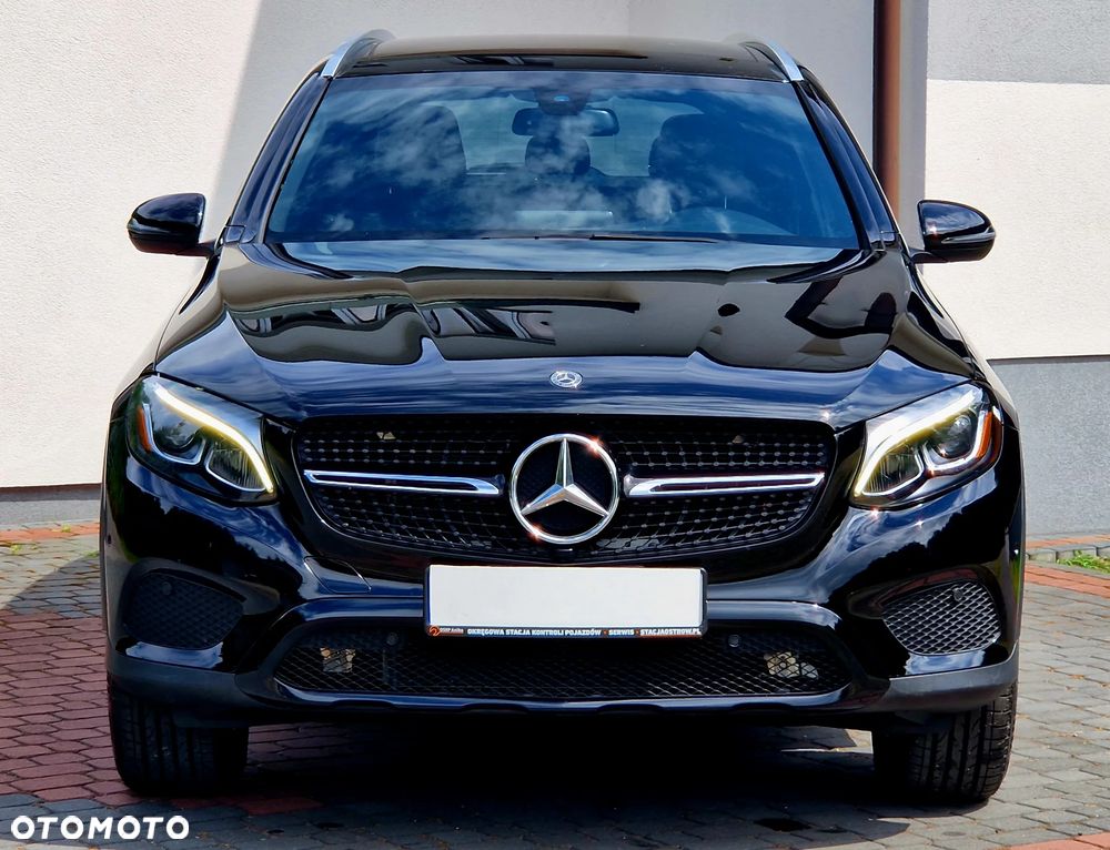Mercedes-Benz GLC 300 4Matic 9G-TRONIC Exclusive - 2