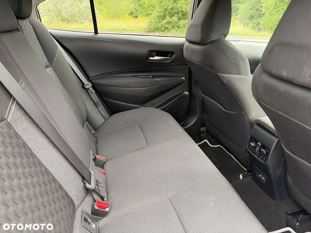 Toyota Corolla 1.8 Hybrid Style - 13