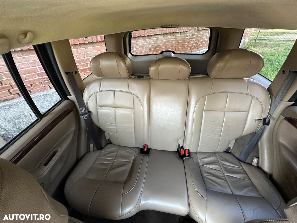 Jeep Grand Cherokee - 12