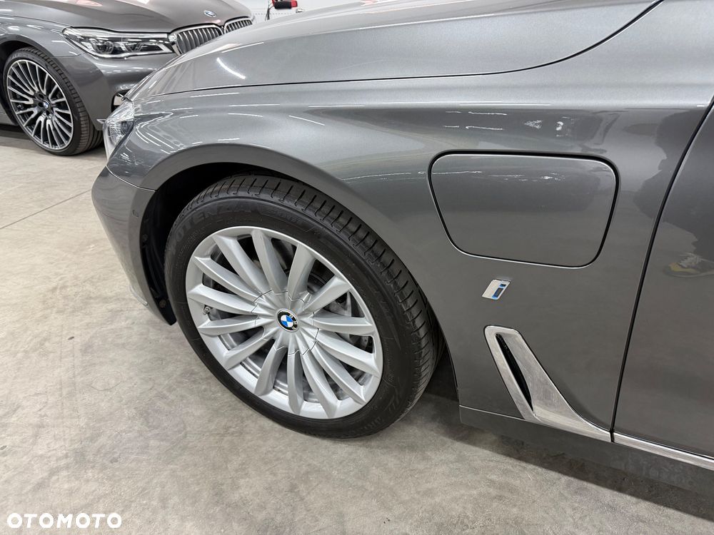 BMW Seria 7 - 14