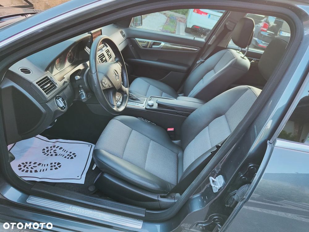 Mercedes-Benz Klasa C 350 CDI DPF 4Matic 7G-TRONIC Avantgarde - 8