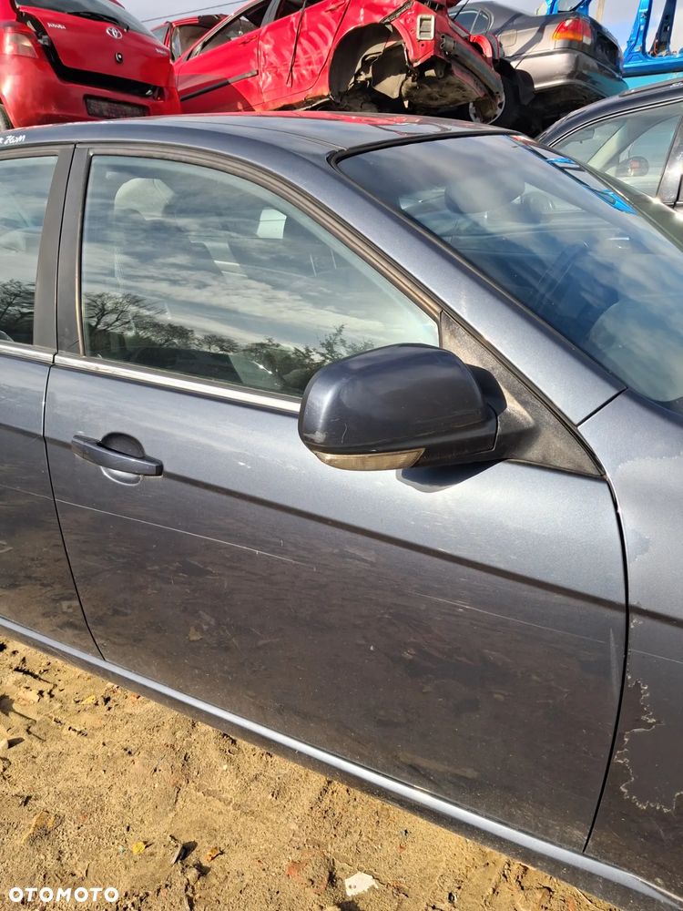 Chevrolet Epica drzwi prawy przod 88U - 3