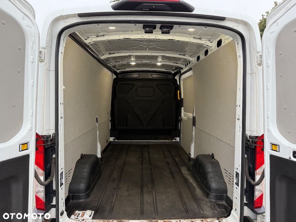 Ford Transit - 14