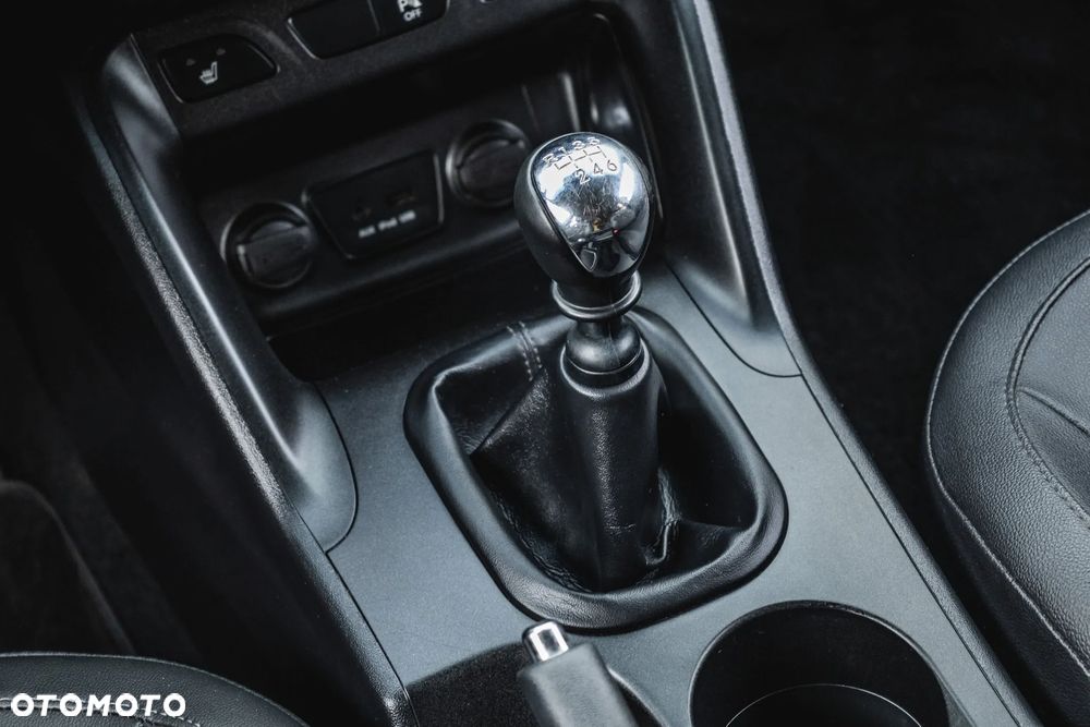 Hyundai ix35 1.6 GDI Premium 2WD - 24