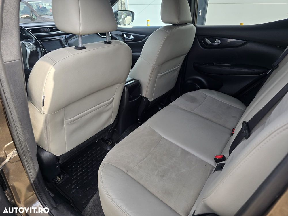 Nissan Qashqai 1.6 DCI Start/Stop X-TRONIC N-Connecta - 10
