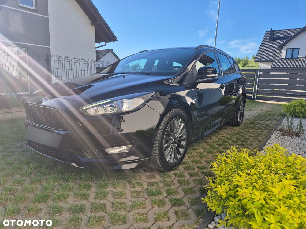 Ford Focus 1.5 EcoBlue Start-Stopp-System ST-LINE - 1