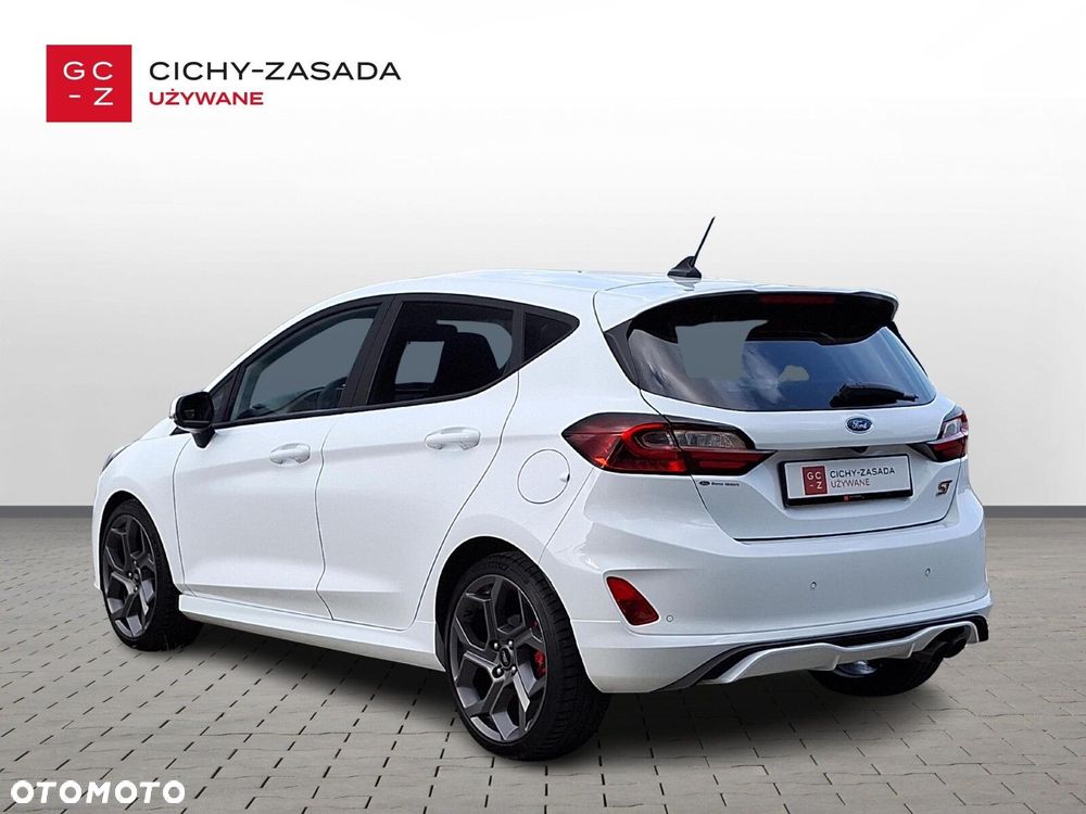 Ford Fiesta - 3