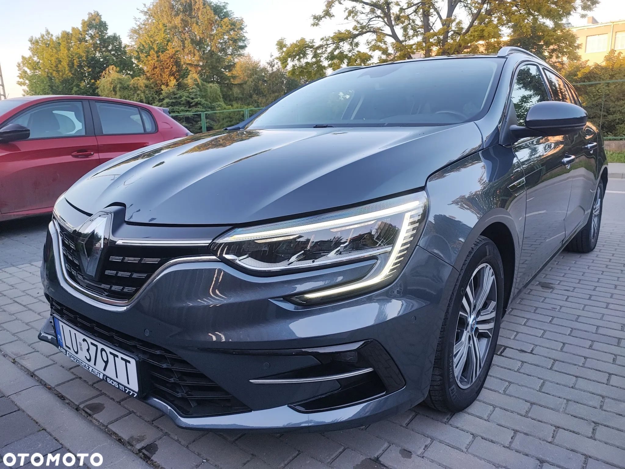 Renault Megane Grandtour E-TECH Plug-in Hybrid 160 E-Tech engineered - 1