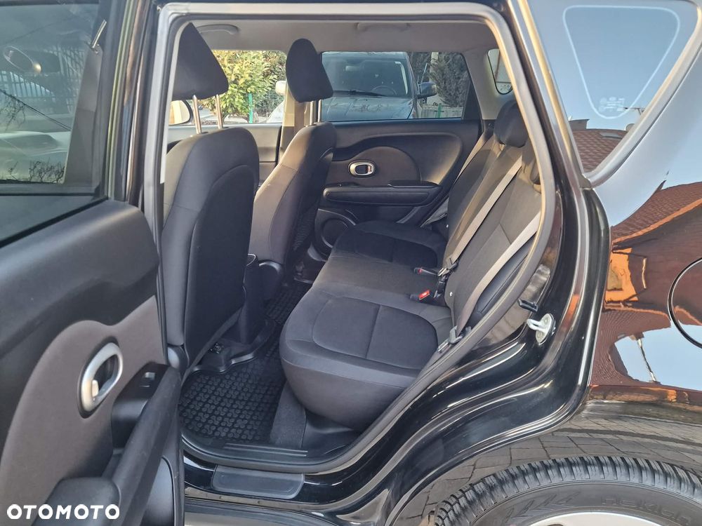 Kia Soul 1.6 CRDI Attract - 13