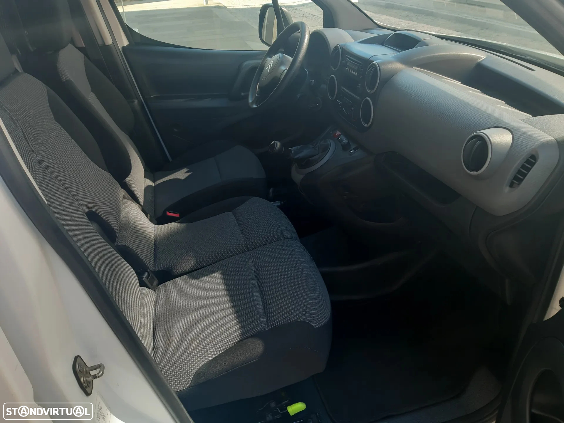 Citroën Berlingo 3 Lugares 100 Cv - 10