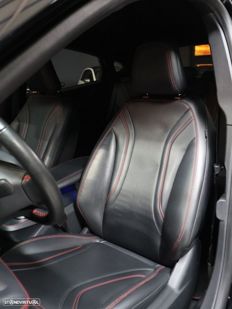 Ford Mustang Mach-E AWD PREMIUM - 8