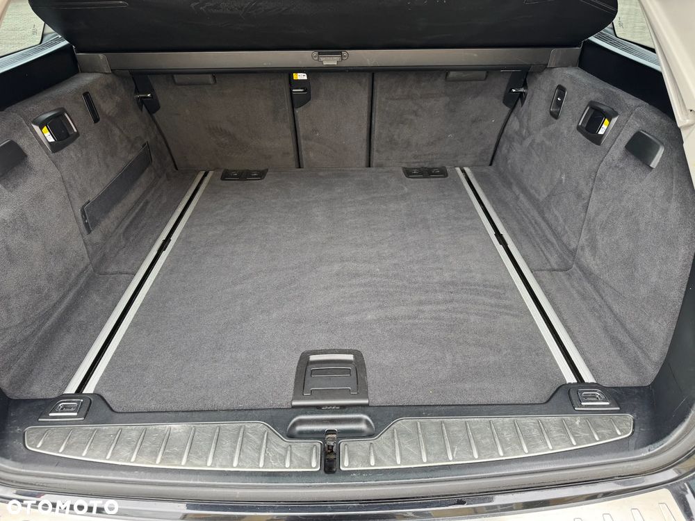 BMW Seria 5 525d - 8