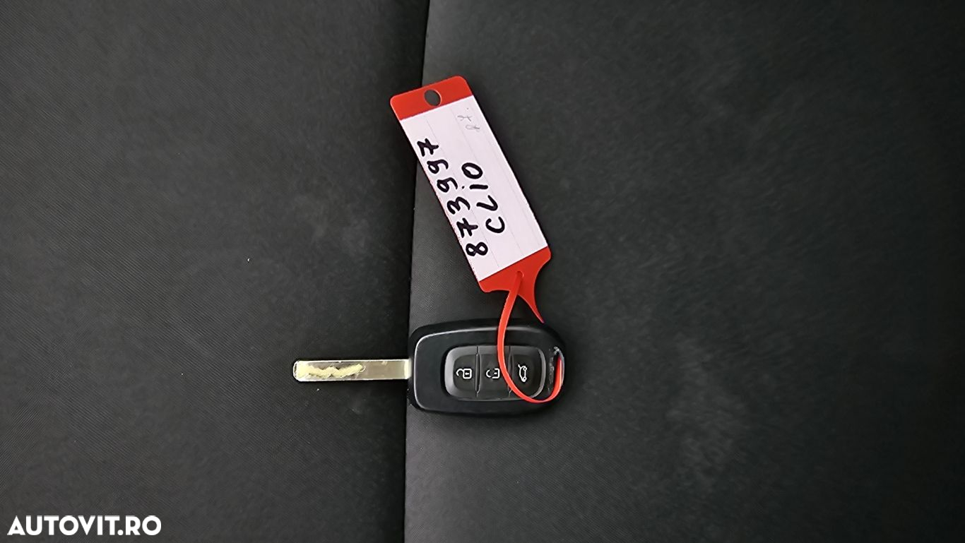 Renault Clio - 21