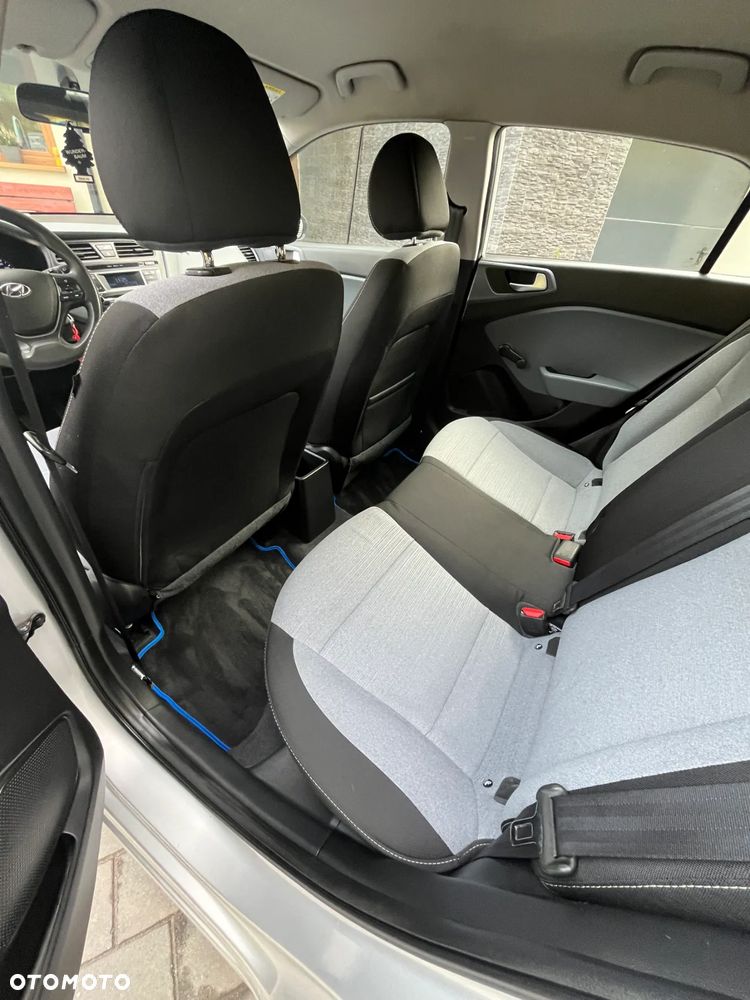 Hyundai i20 1.2 Classic - 11