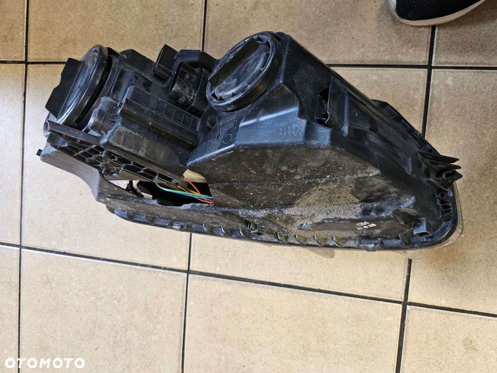 LAMPA LEWY PRZÓD SKODA OCTAVIA III 3 EU - 5