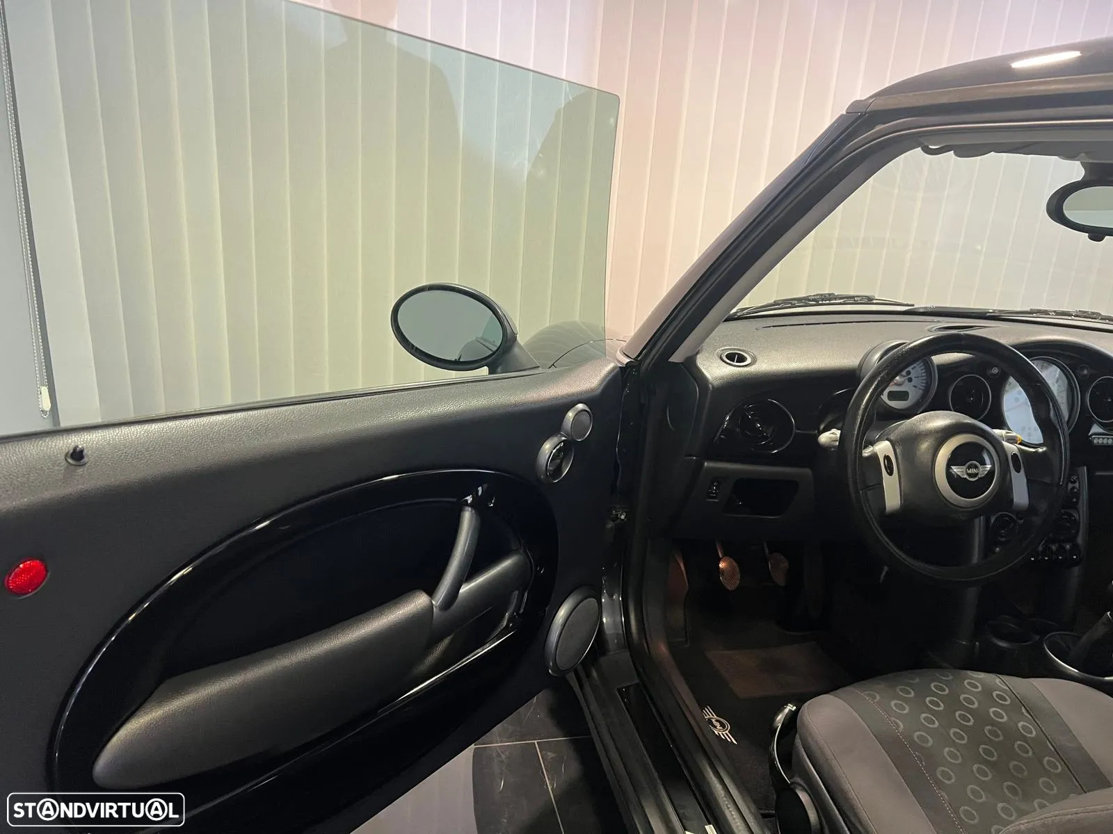 MINI 3 Portas One 1.6 - 11