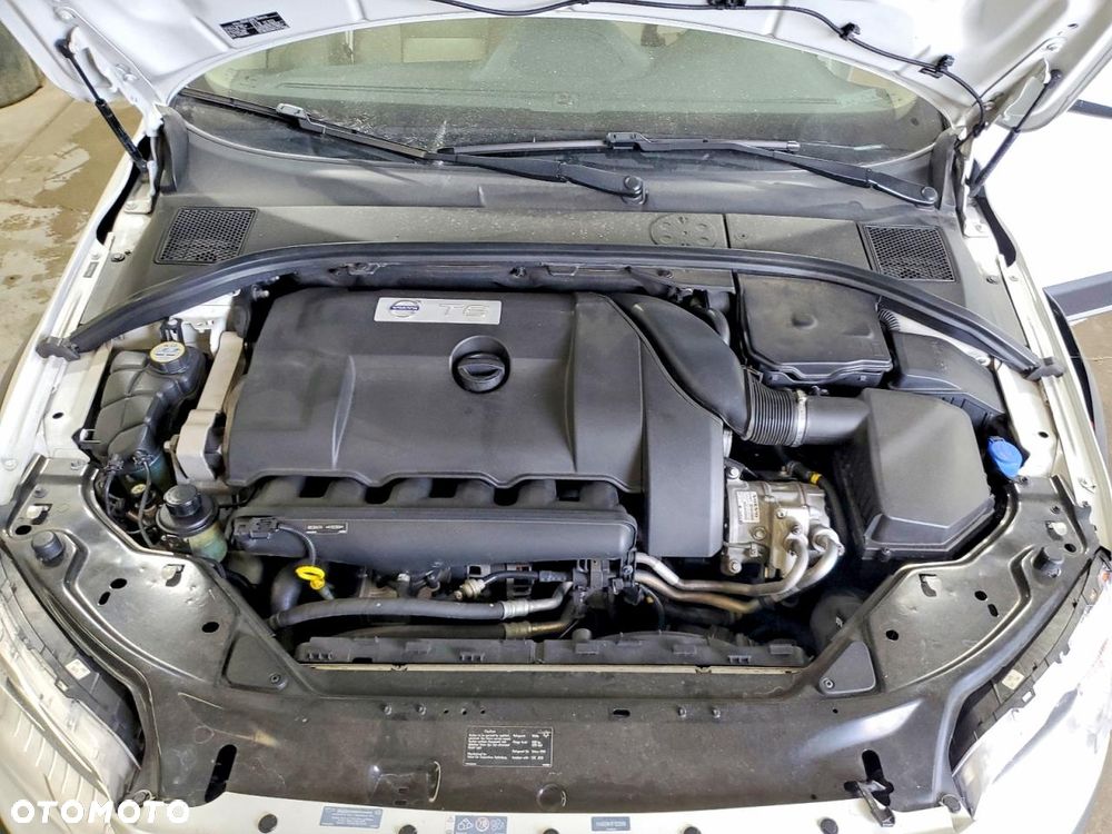 Volvo XC 70 - 13