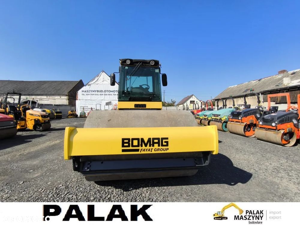 Bomag Walec drogowy  BW 213 DH METAL-GUMA  ,2015 rok - 9