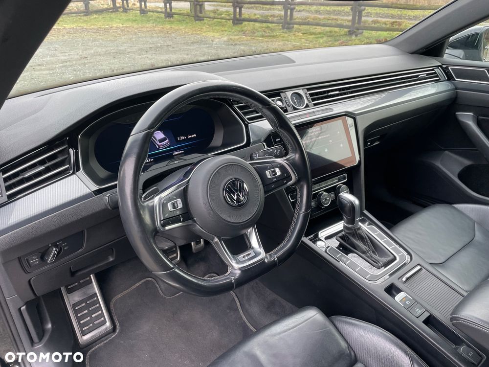 Volkswagen Arteon 2.0 TDI SCR R-Line DSG - 16