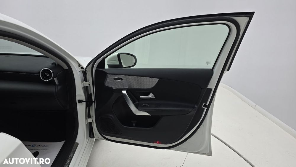 Mercedes-Benz A 250 - 19