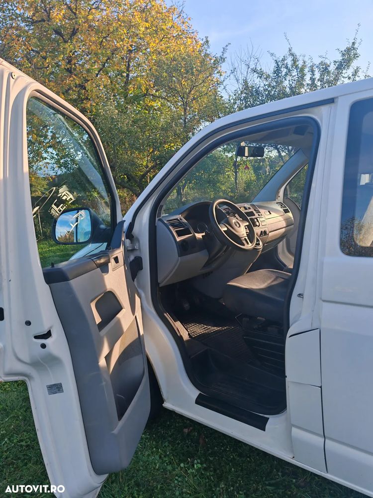 Volkswagen Transporter - 11