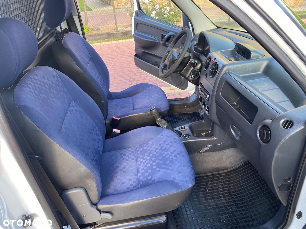 Peugeot PARTNER 1.6HDI NISKI PRZEBIEG 115 zakupiony w salonie w Rzeszowie - 16