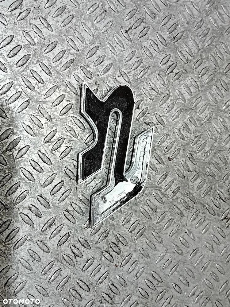 emblemat znaczek logo Seat Leon III 2015 oryginał 5F0853679A - 2