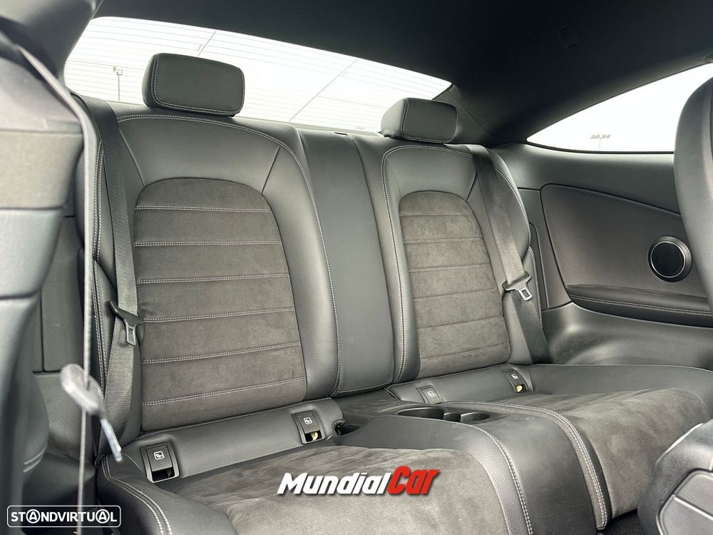 Mercedes-Benz C 300 d AMG Line - 9