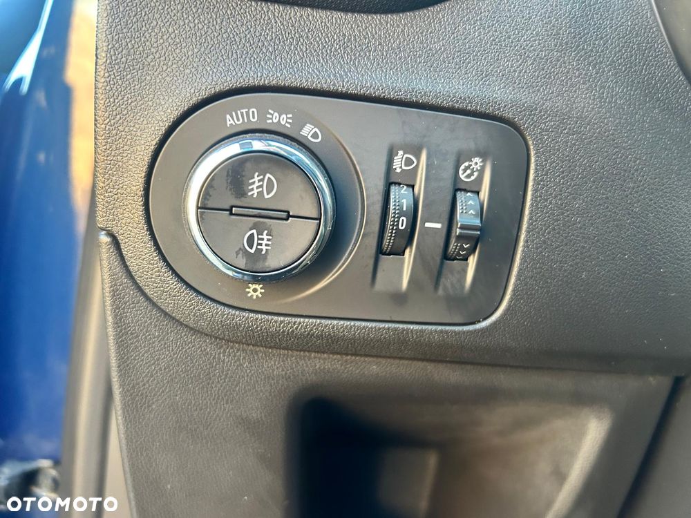 Opel Crossland X 1.2 T Eco Design Line S&S - 36