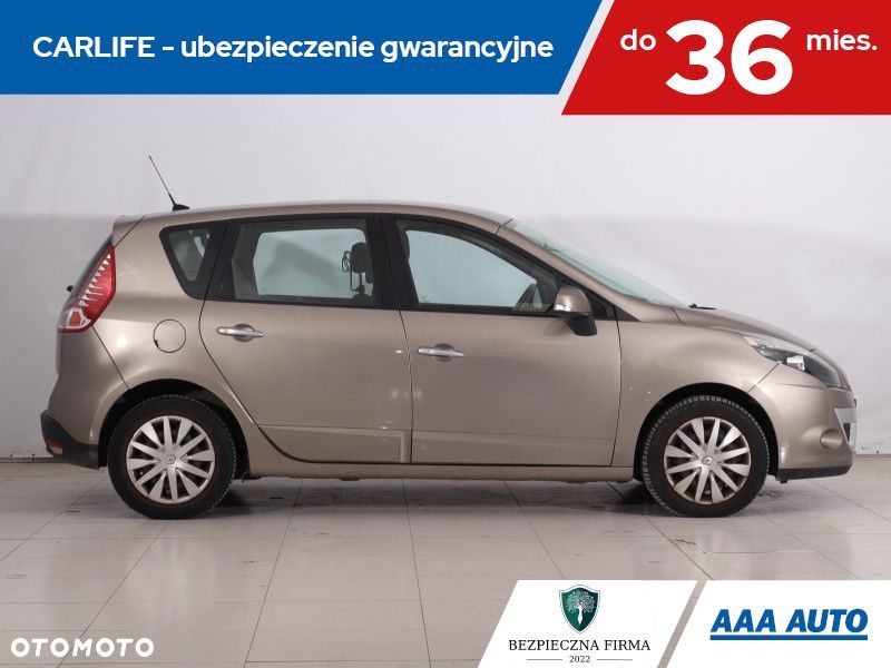 Renault Scenic - 8