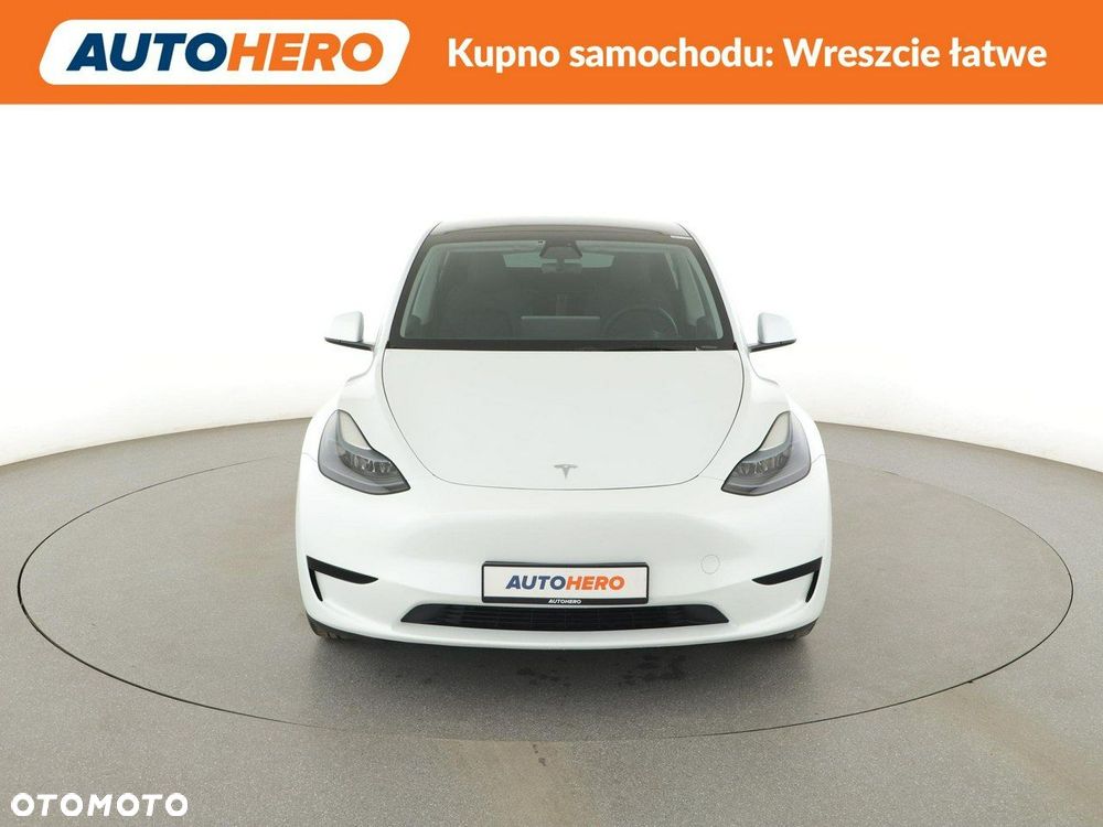 Tesla Model Y Standard - 12