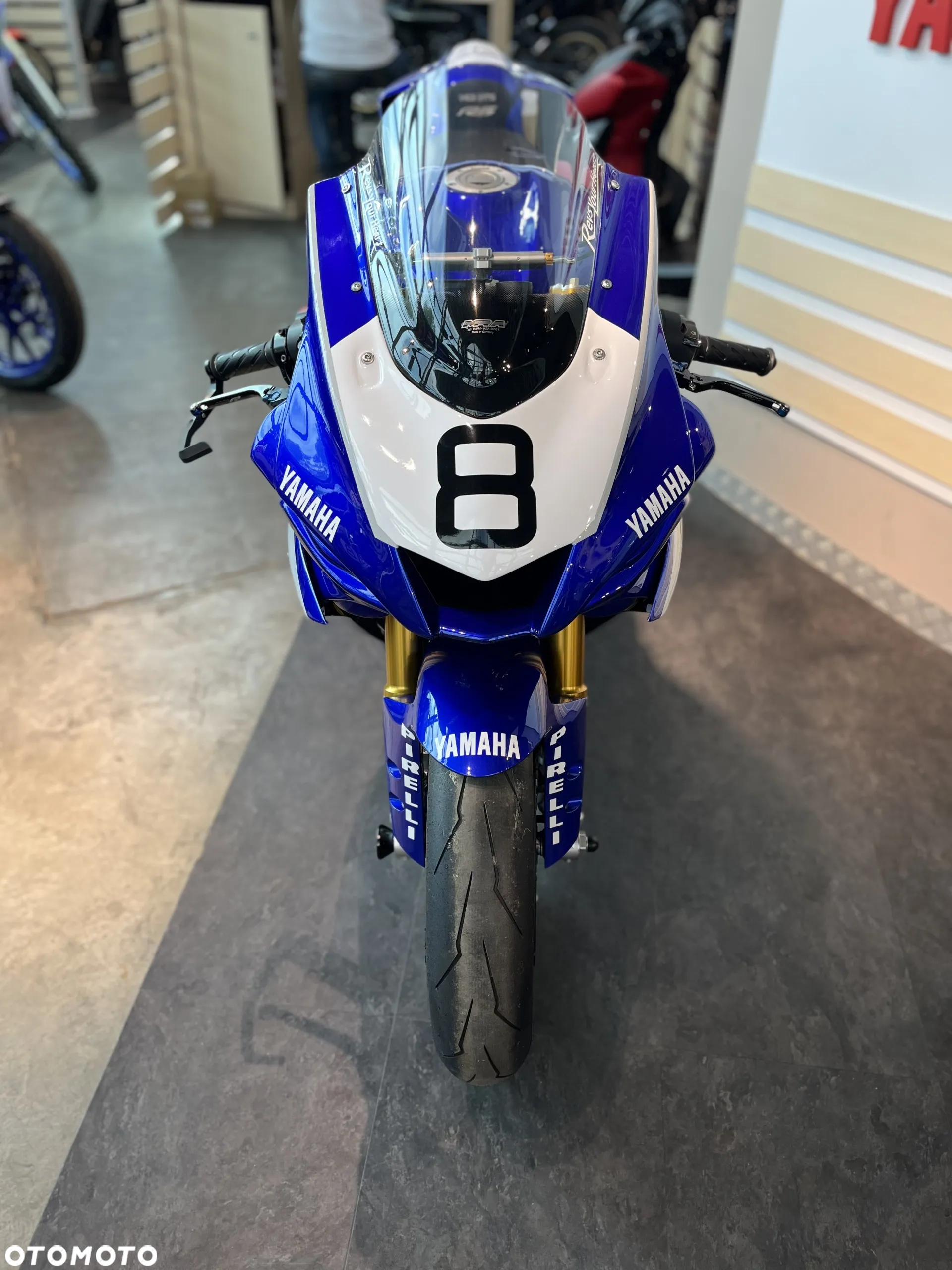 Yamaha R6 - 9