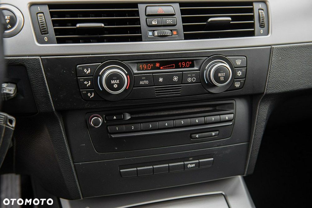 BMW Seria 3 - 22